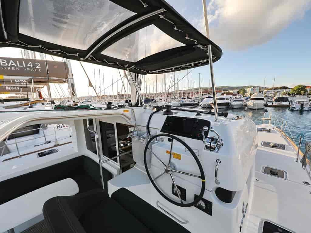 Boat picture 9