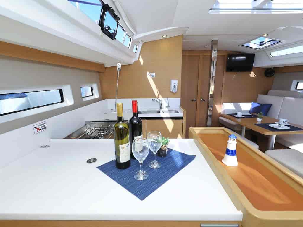 Boat picture 17