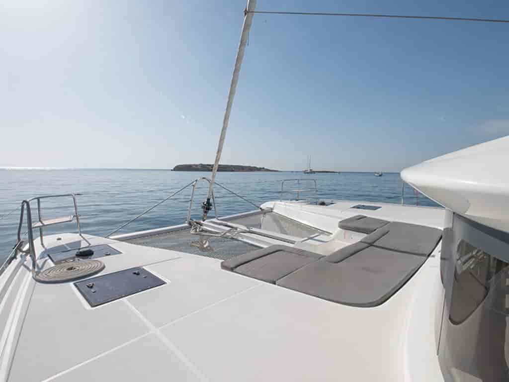 Photo 4 of For Sail Again