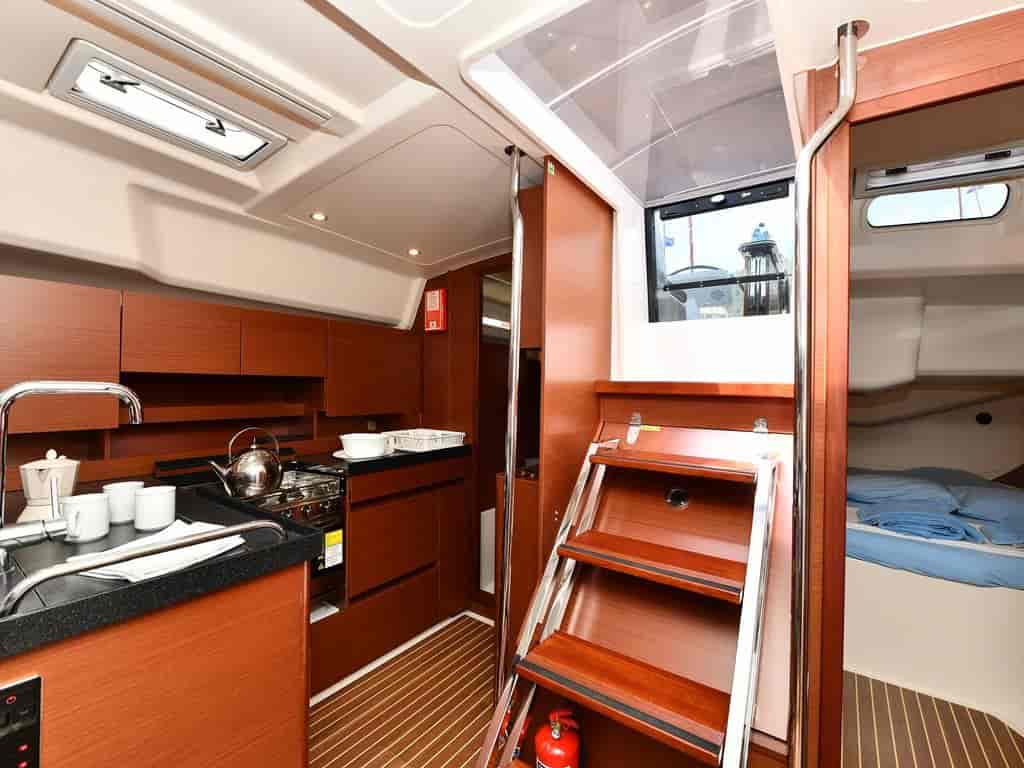 Boat picture 9