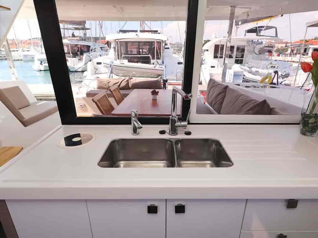 Boat picture 16
