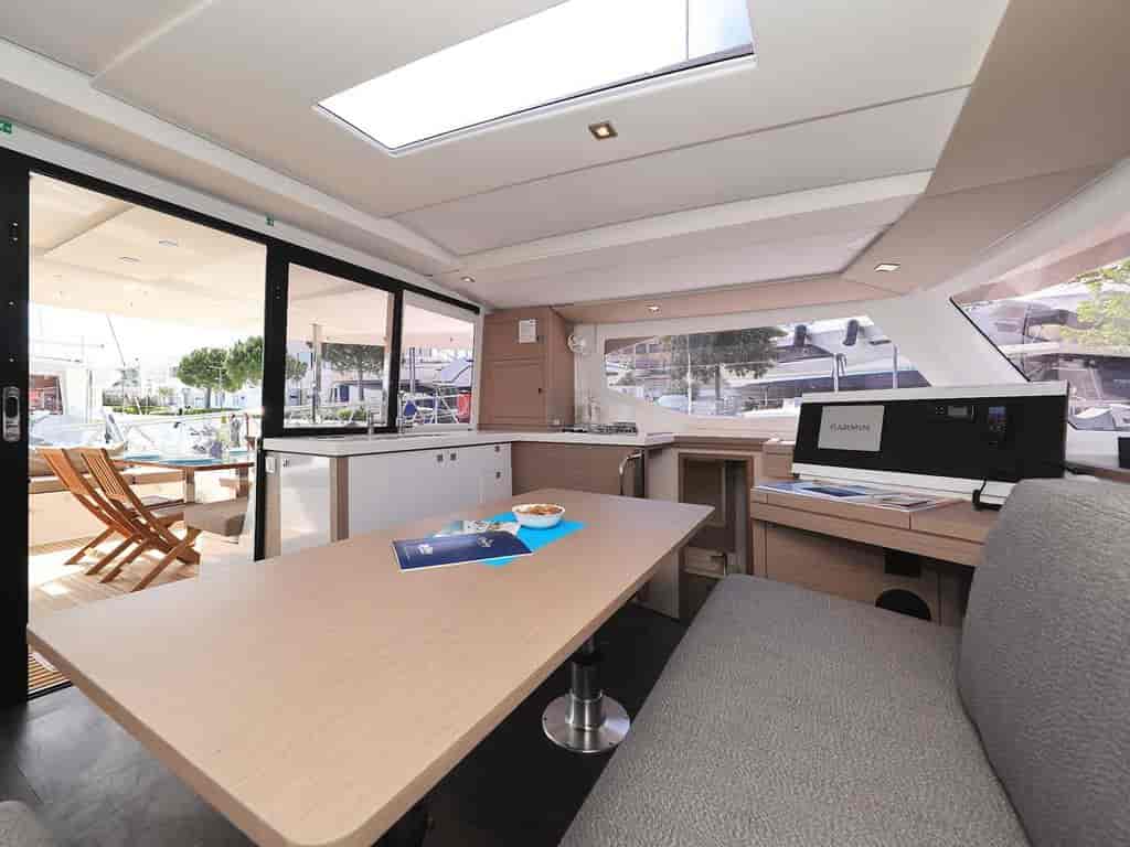 Boat picture 16