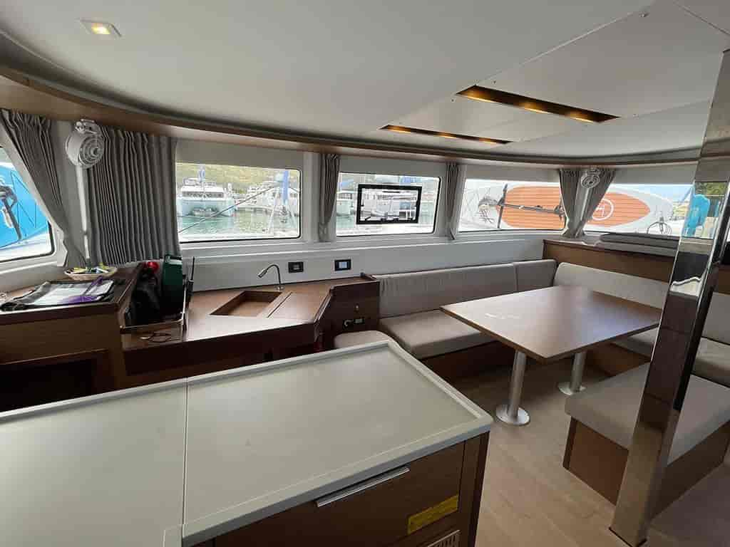 Boat picture 14
