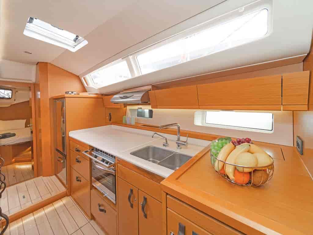 Boat picture 16