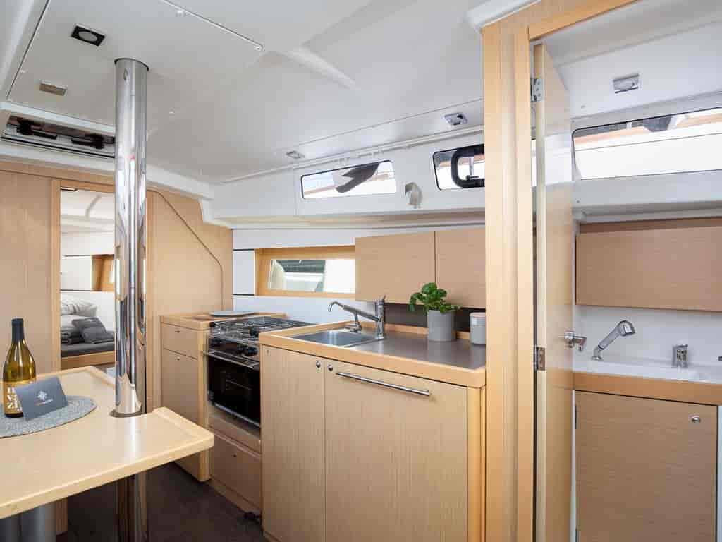 Boat picture 9