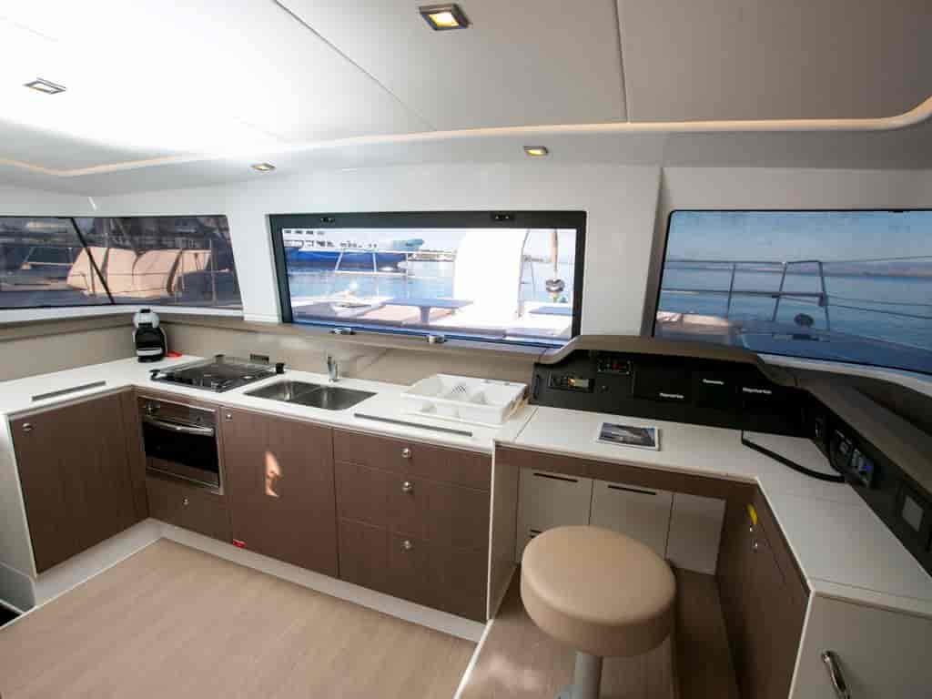 Boat picture 13