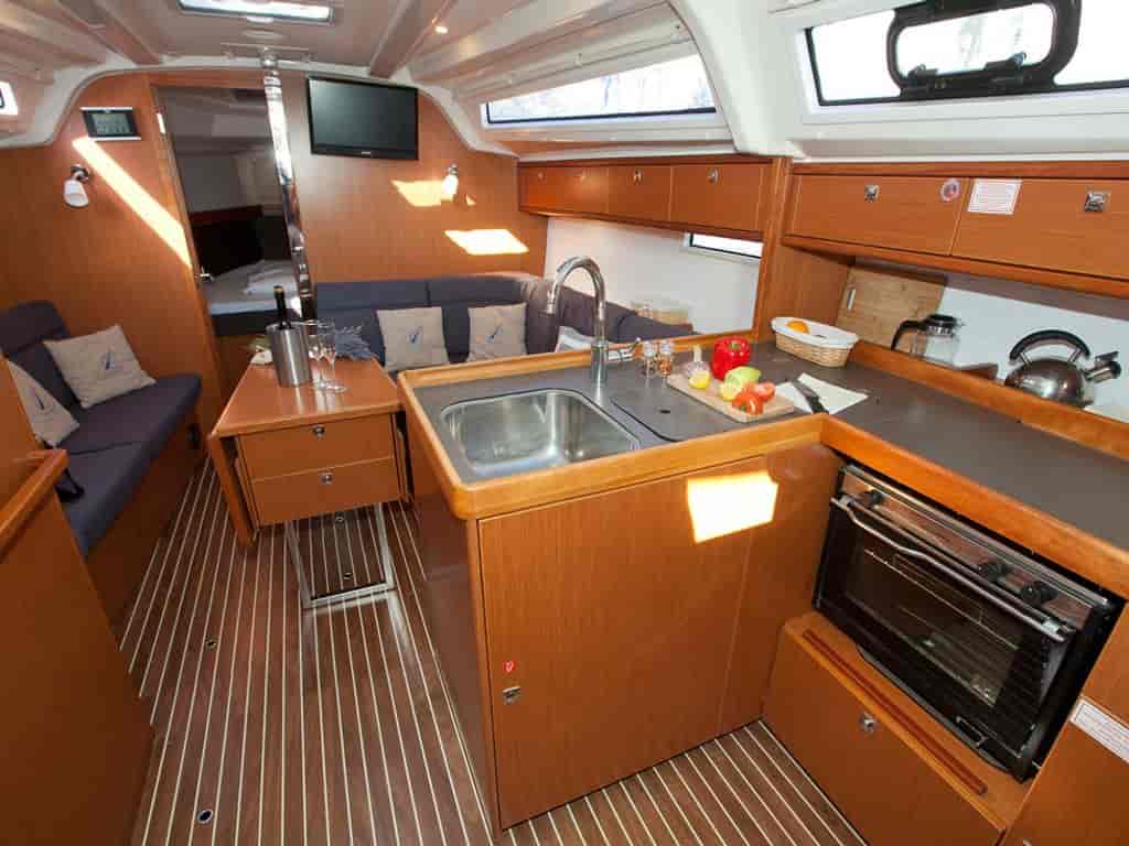 Boat picture 17