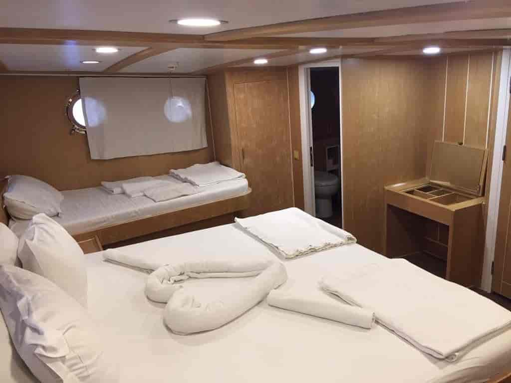 Boat picture 19
