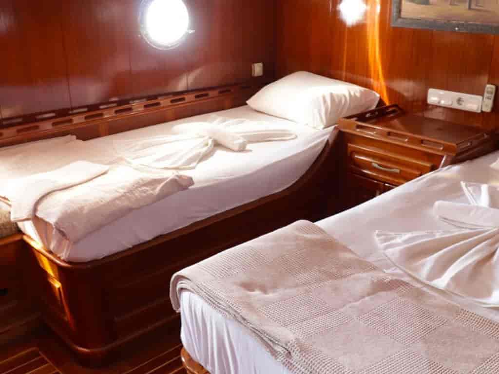 Boat picture 26