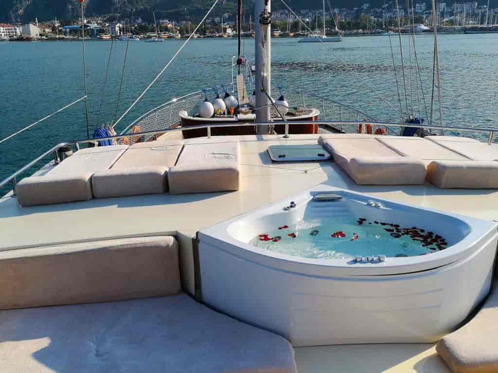 Boat picture 9