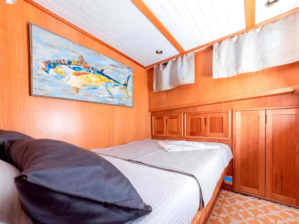 Boat picture 12