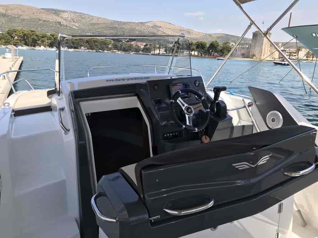 Photo 6 of Beneteau Flyer 7.7 Sun Deck