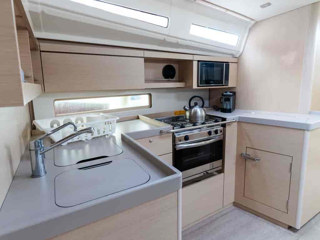 Boat picture 16