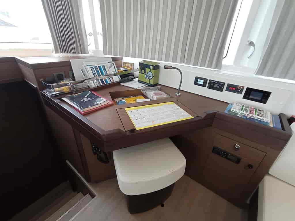 Boat picture 17