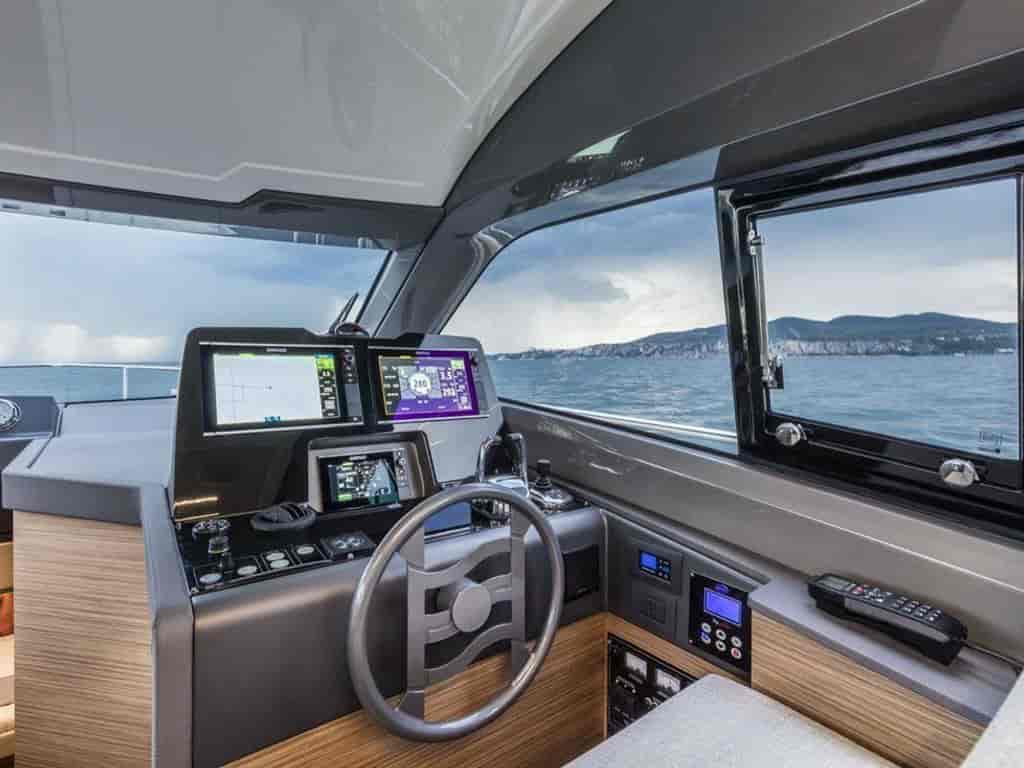 Boat picture 9