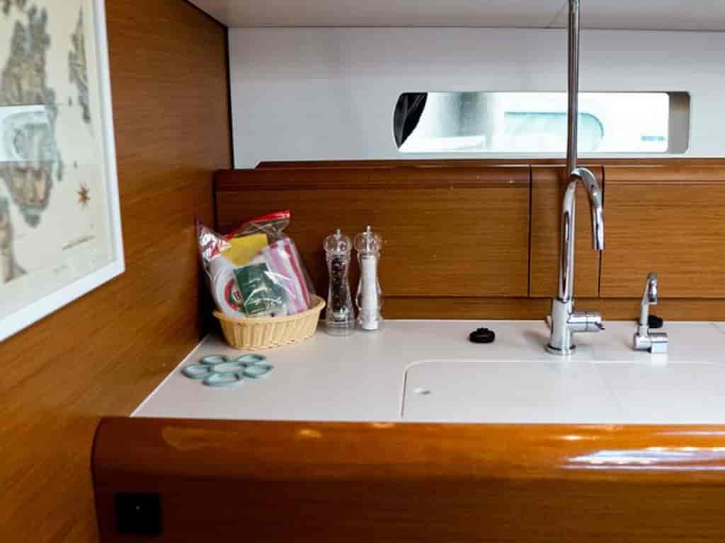 Boat picture 18