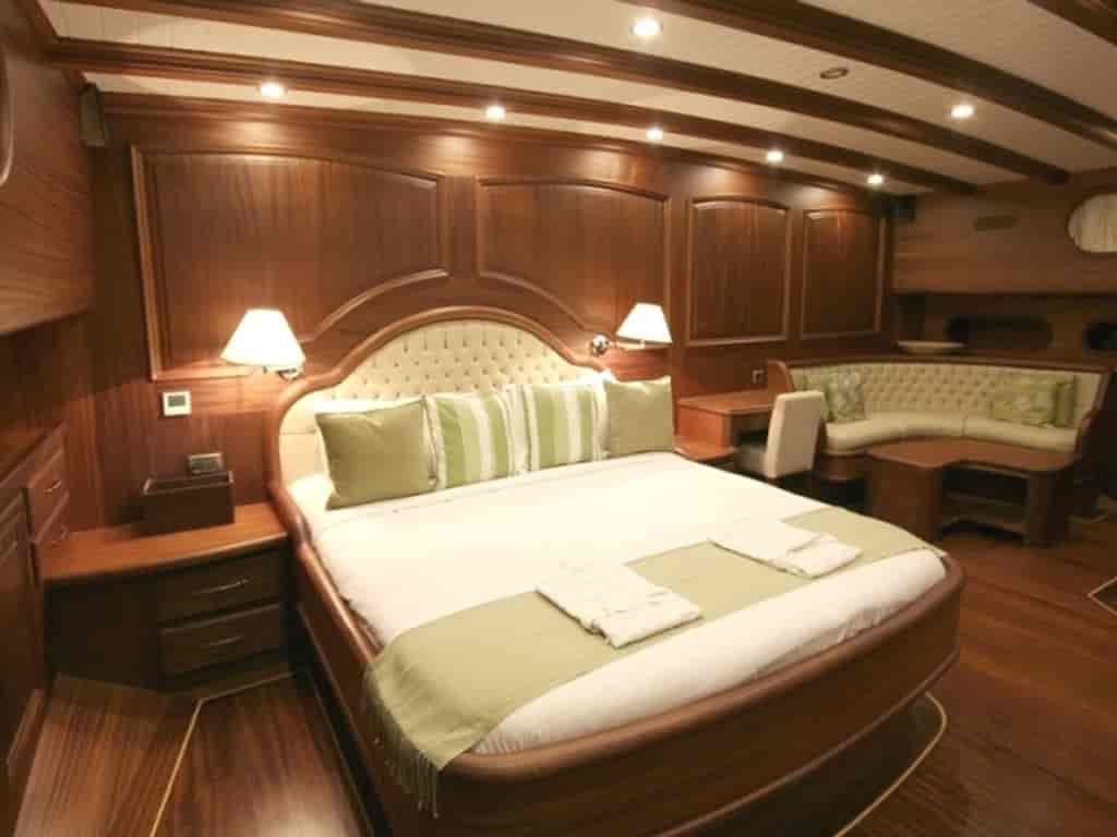 Boat picture 18
