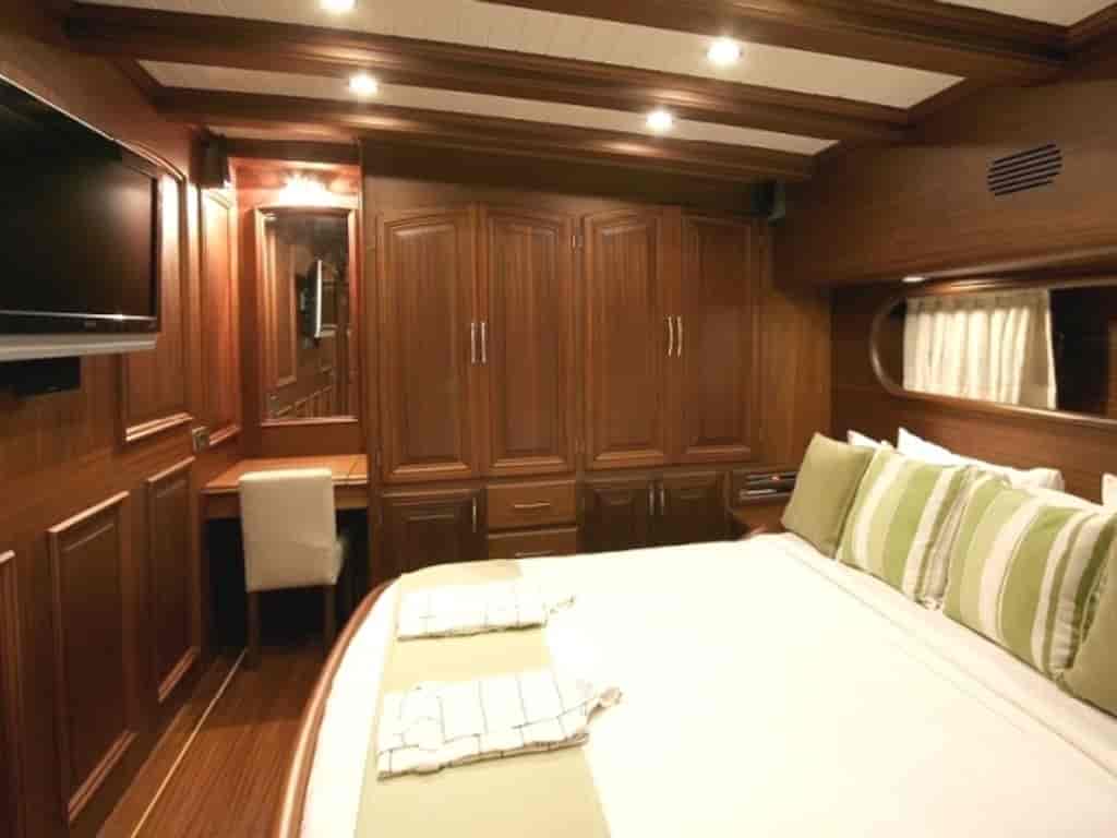 Boat picture 19