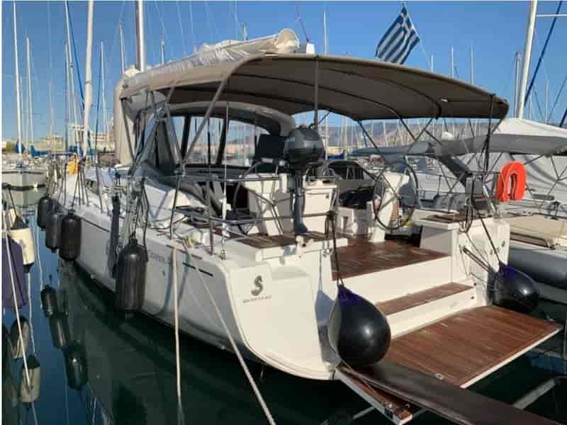 Photo of Luna Maris, image 1 of 5