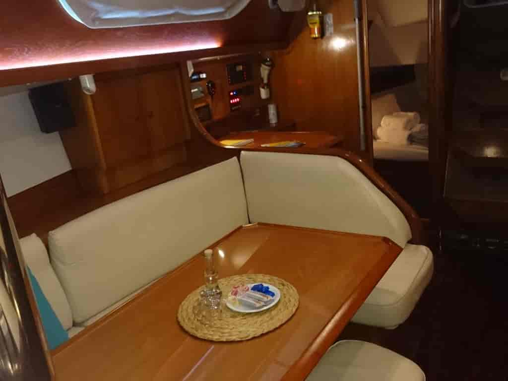 Boat picture 17