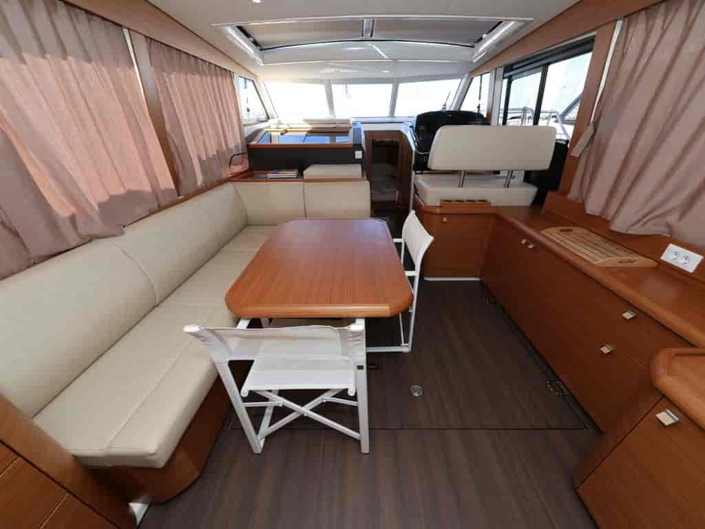 Boat picture 9