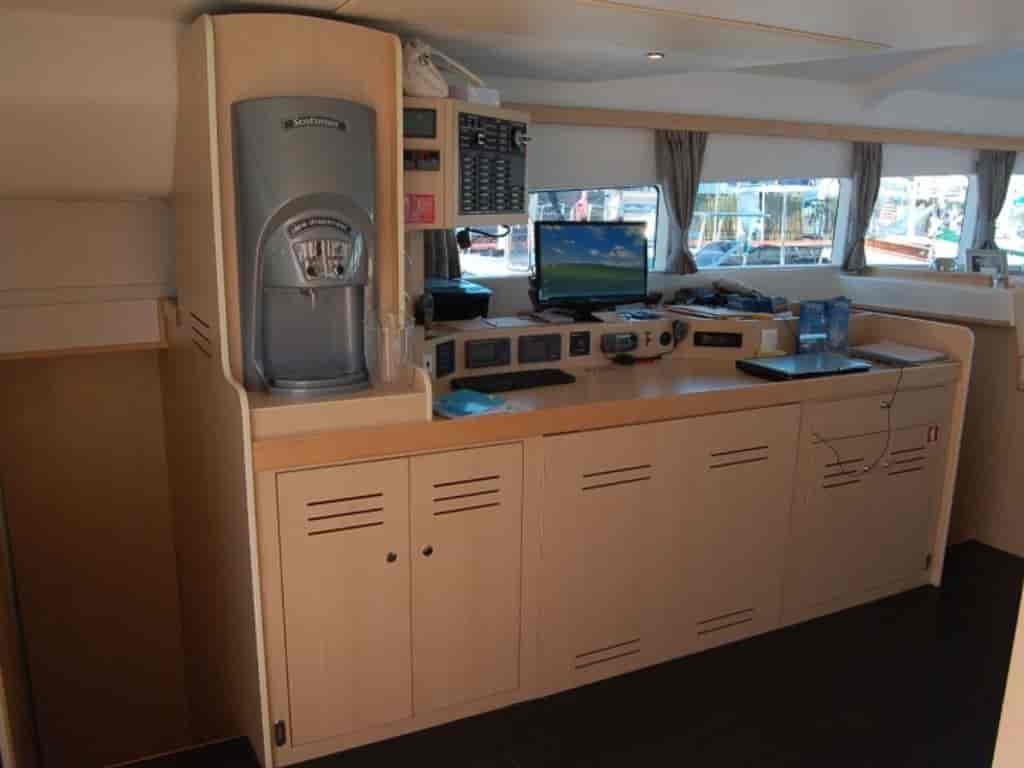 Boat picture 16