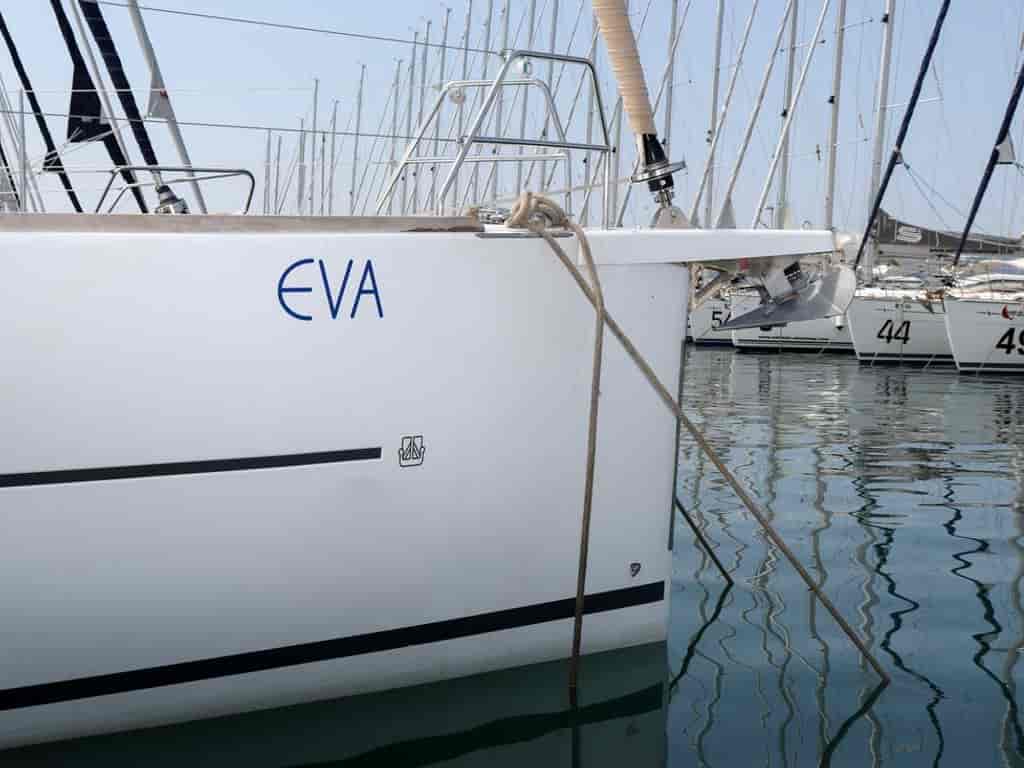 Photo 4 of Eva
