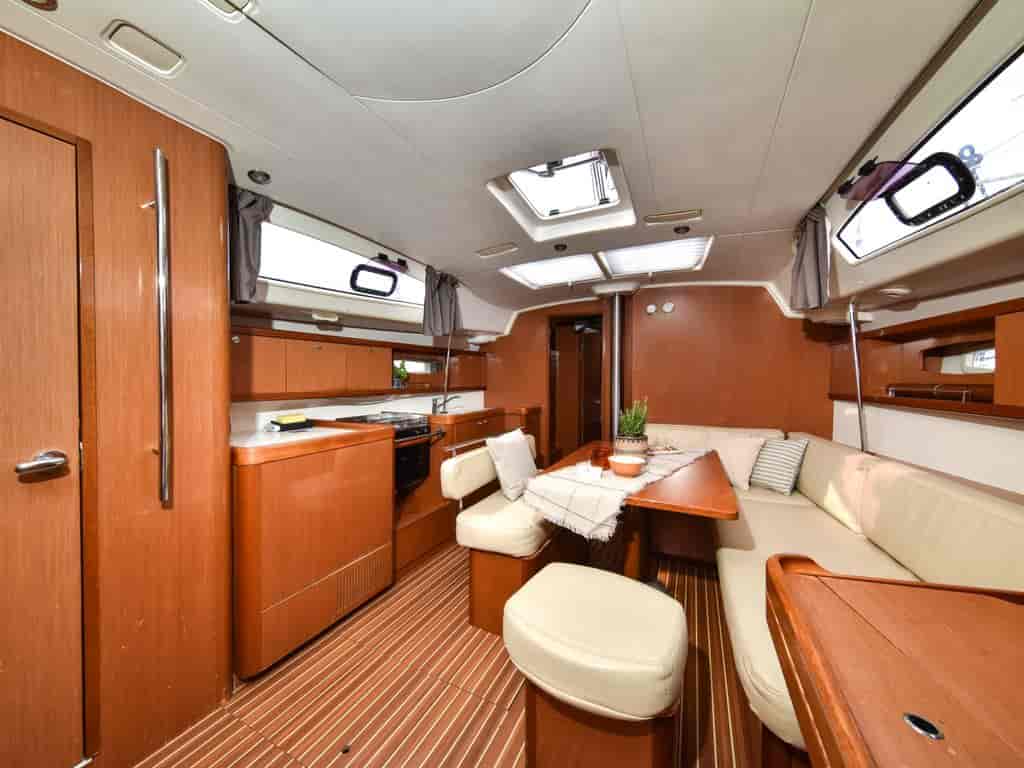 Boat picture 17
