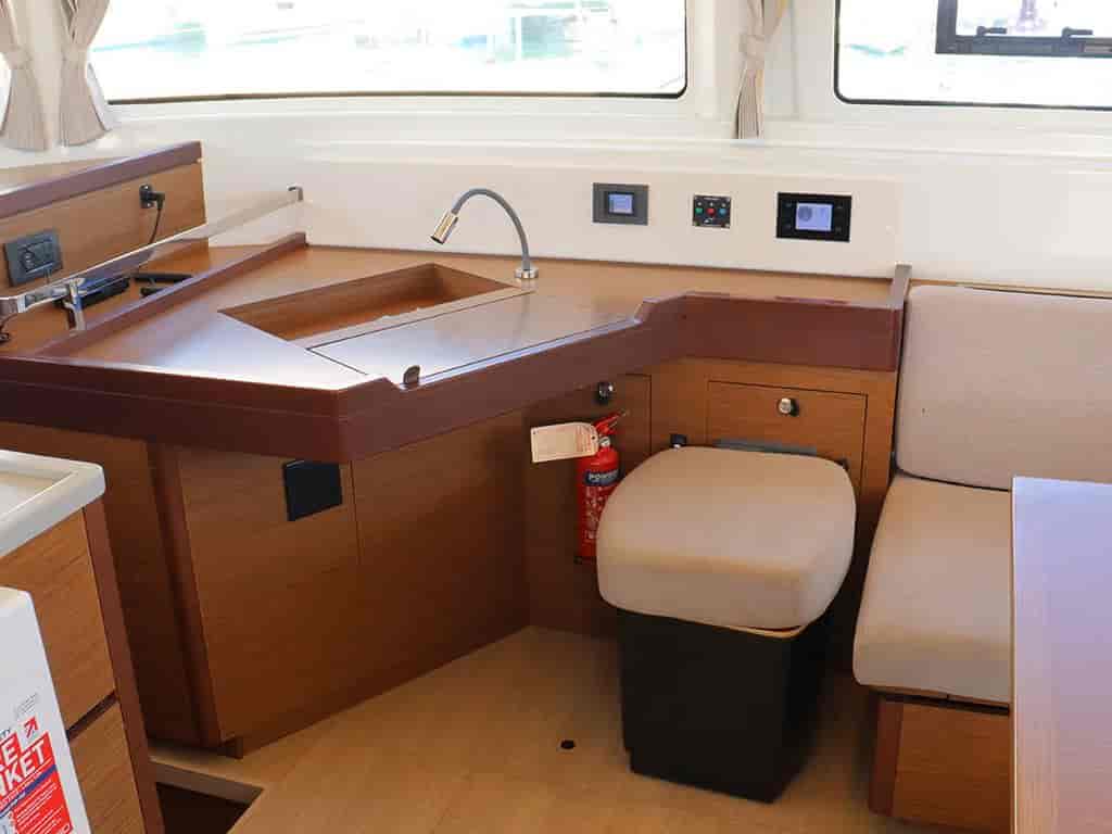 Boat picture 14