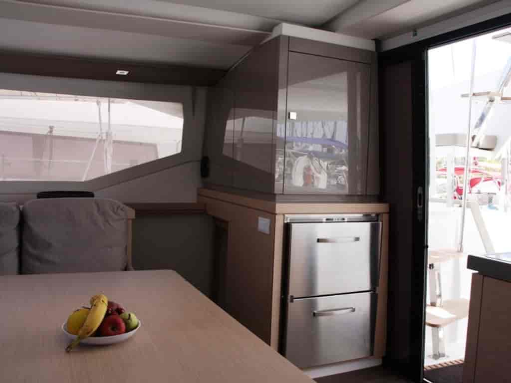 Boat picture 9