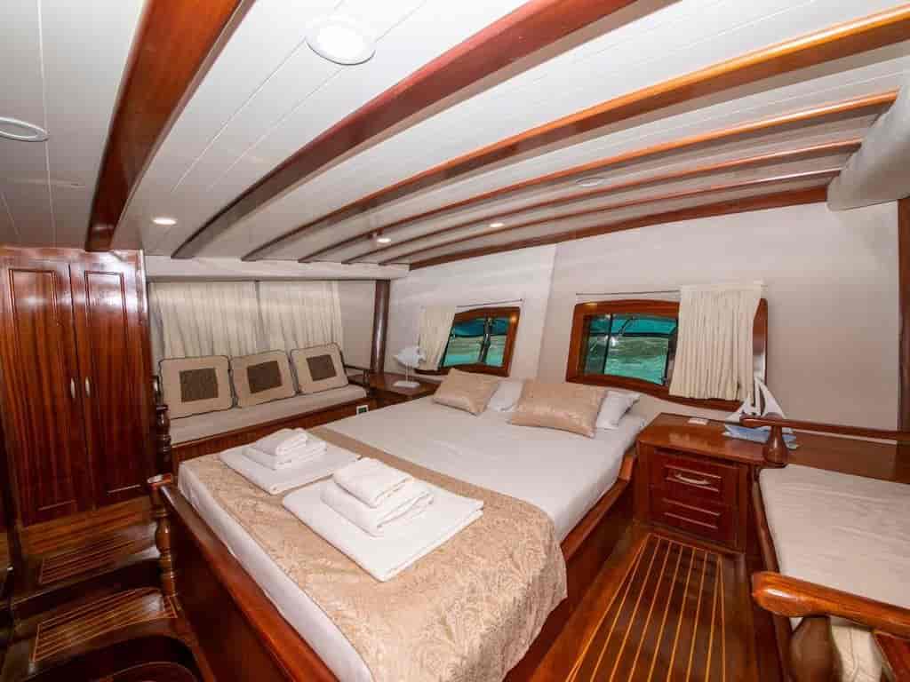 Boat picture 9