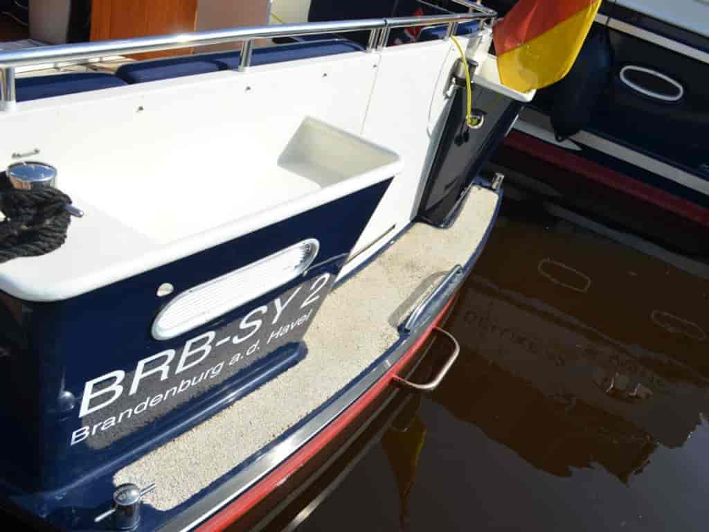 Boat picture 9