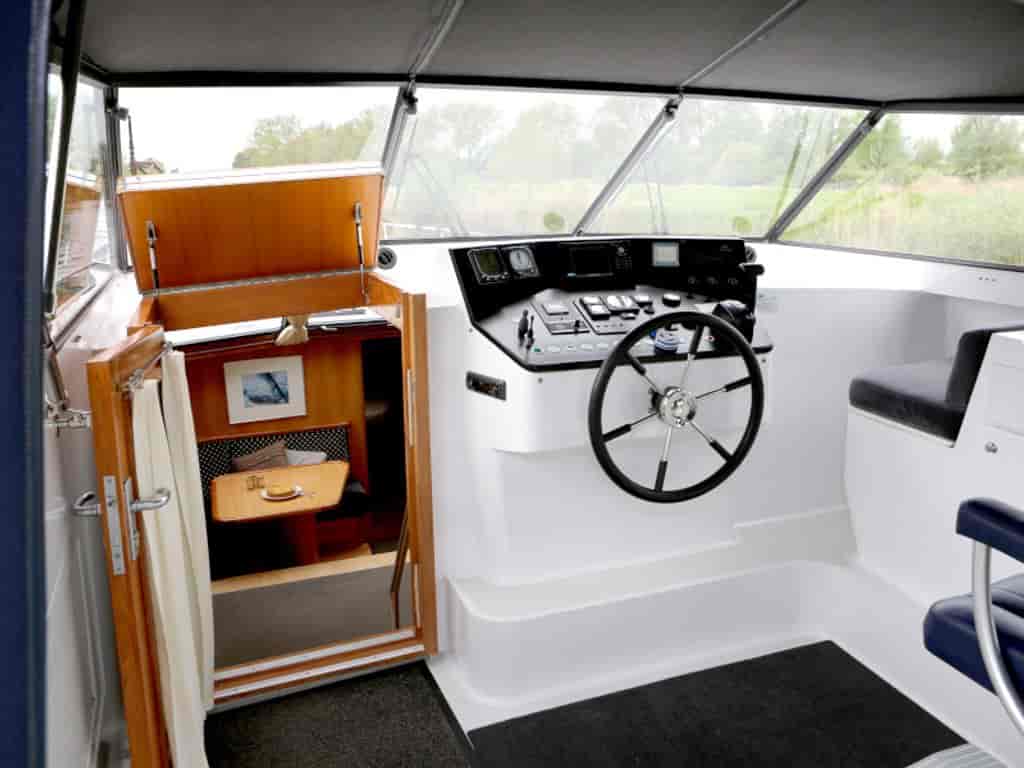 Boat picture 16