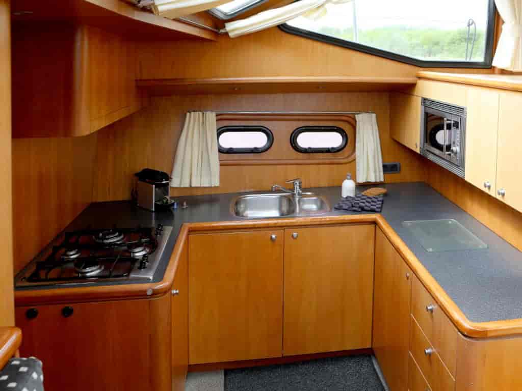 Boat picture 17