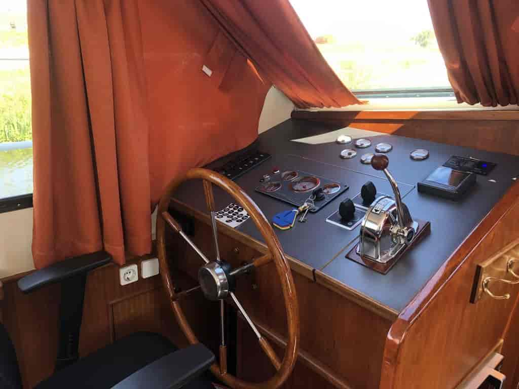 Boat picture 17