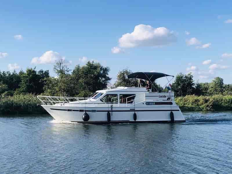 Boat picture 1