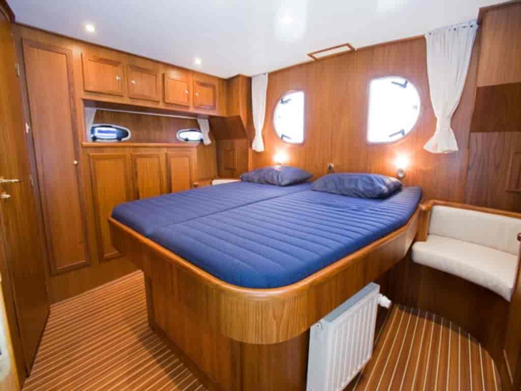 Boat picture 2