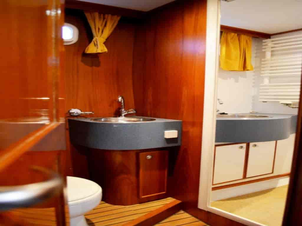 Boat picture 9