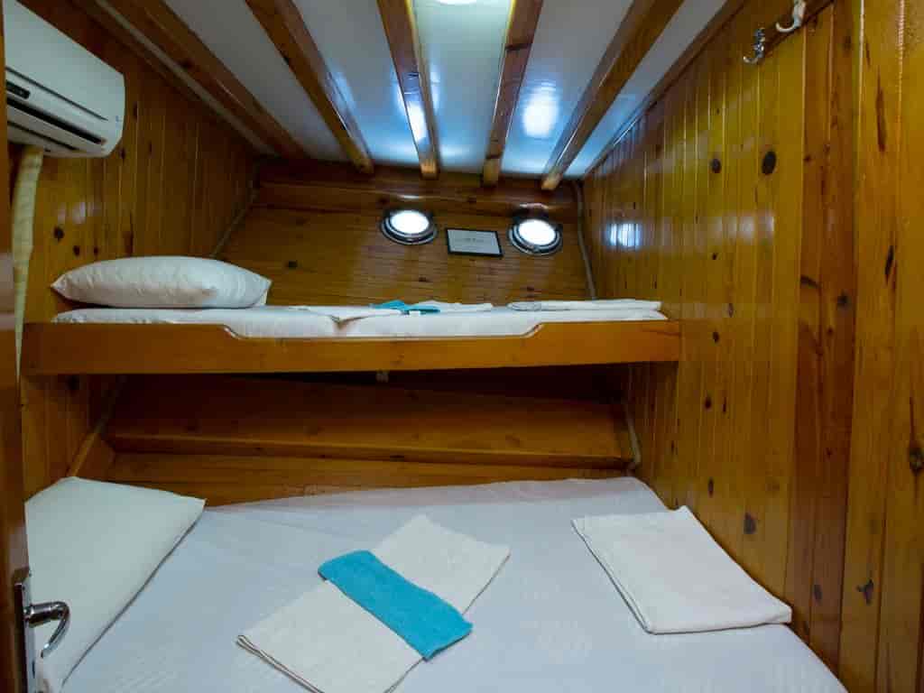 Boat picture 19