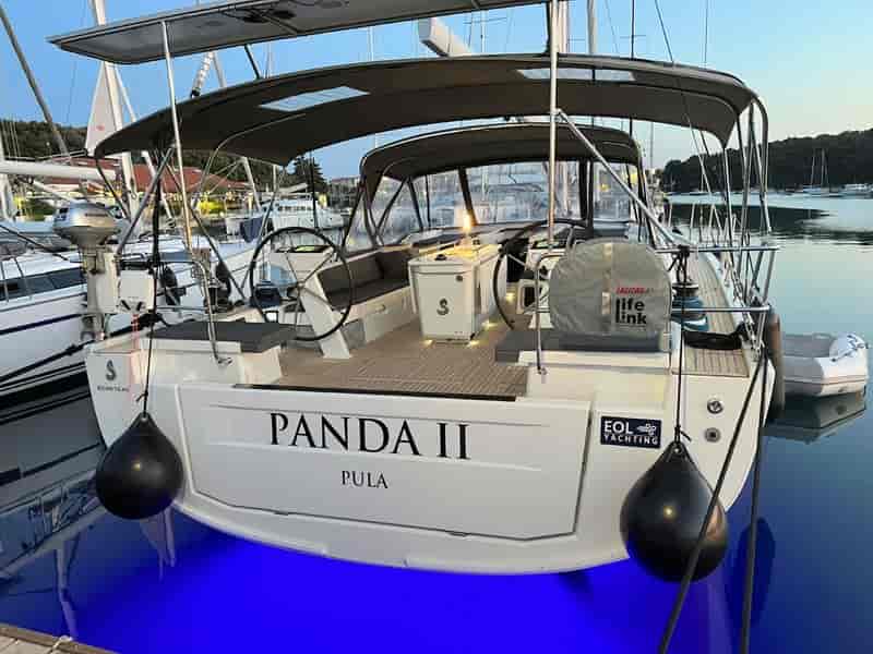Photo of Panda II, image 1 of 5