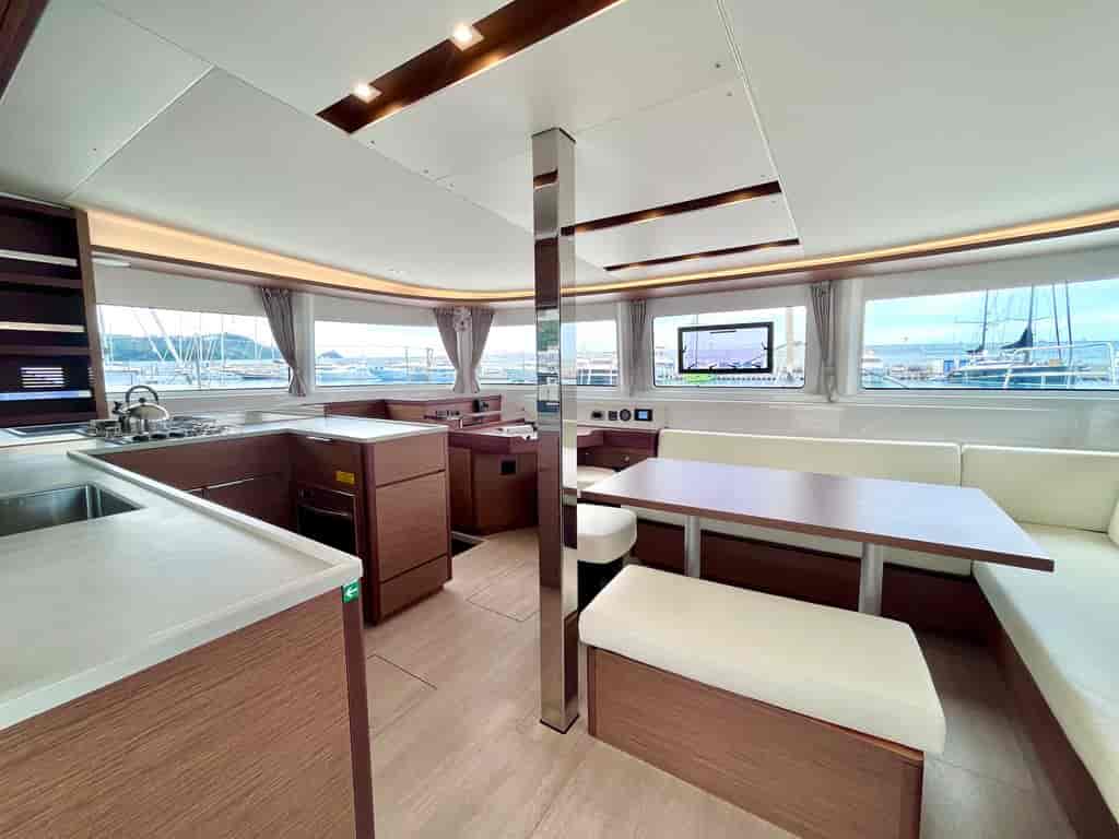 Boat picture 13