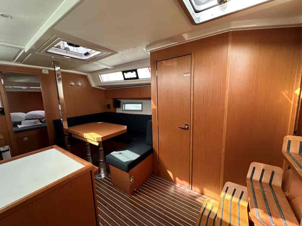 Boat picture 9