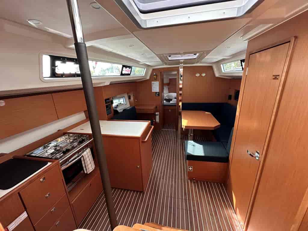 Boat picture 9