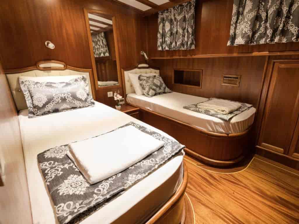 Boat picture 26