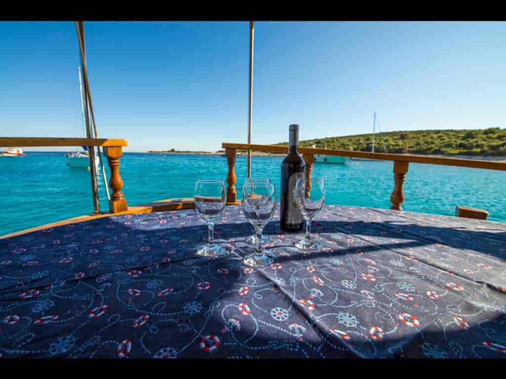 Boat picture 18