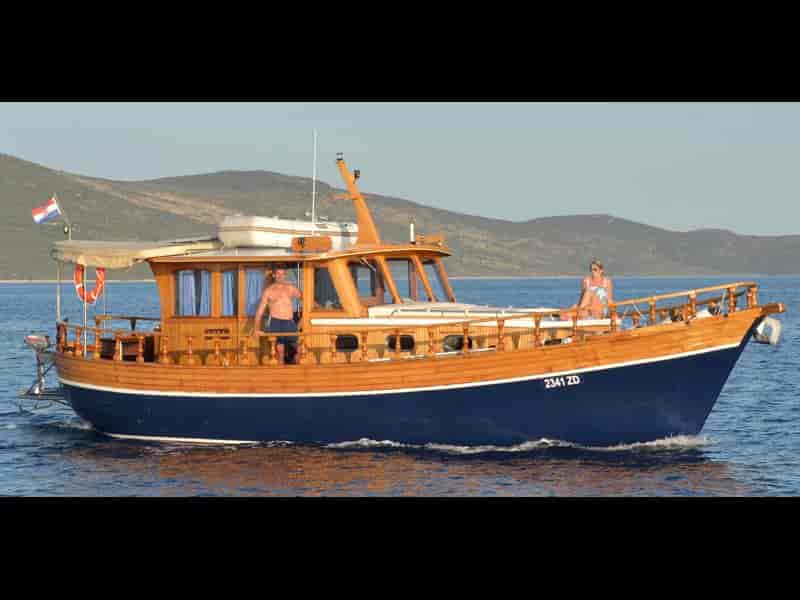 Boat picture 1