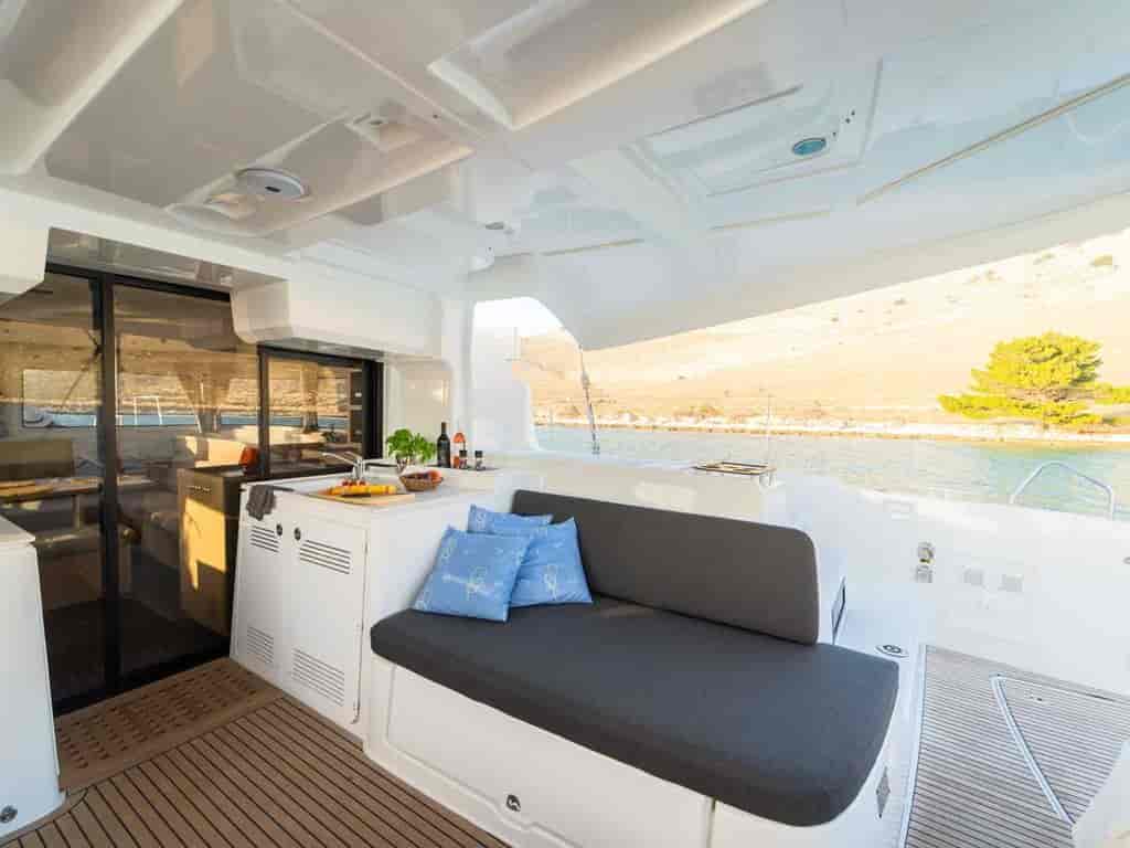 Boat picture 9