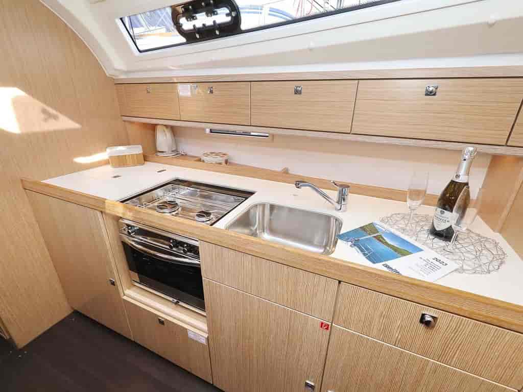Boat picture 17