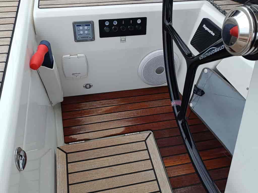 Boat picture 10