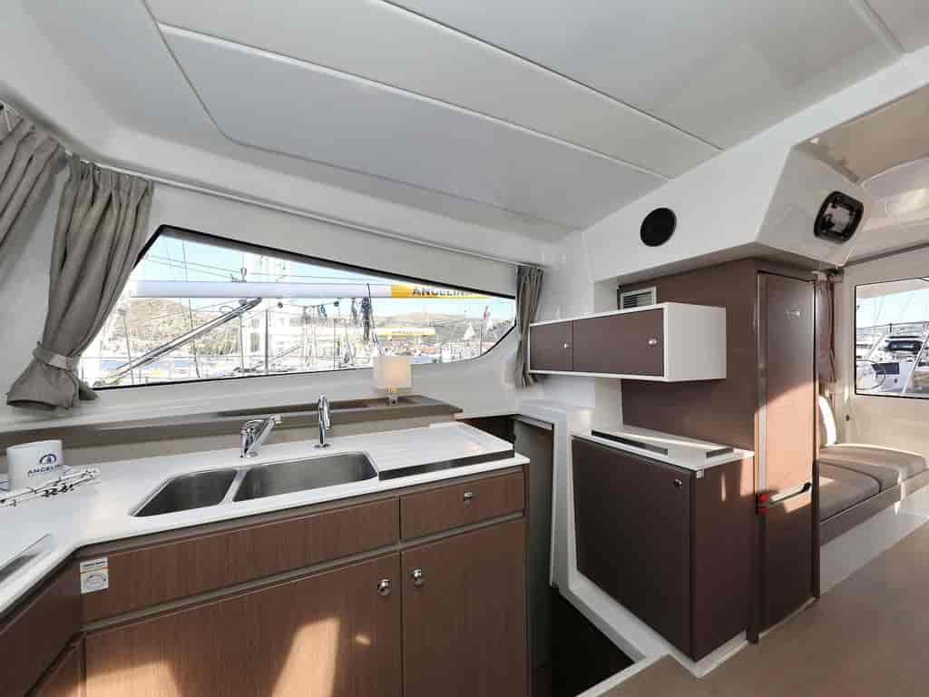 Boat picture 17